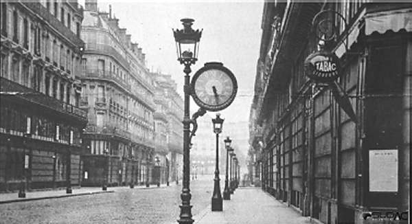 The Paris Clock Network